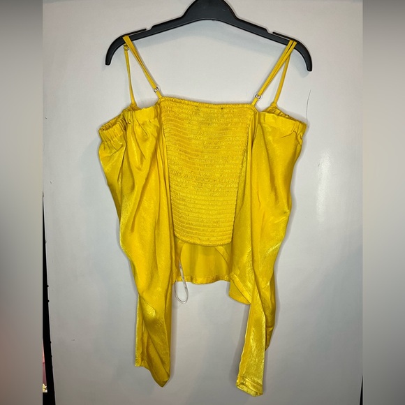 DKNY Cold Shoulder Crop Top, XL - Picture 4 of 4